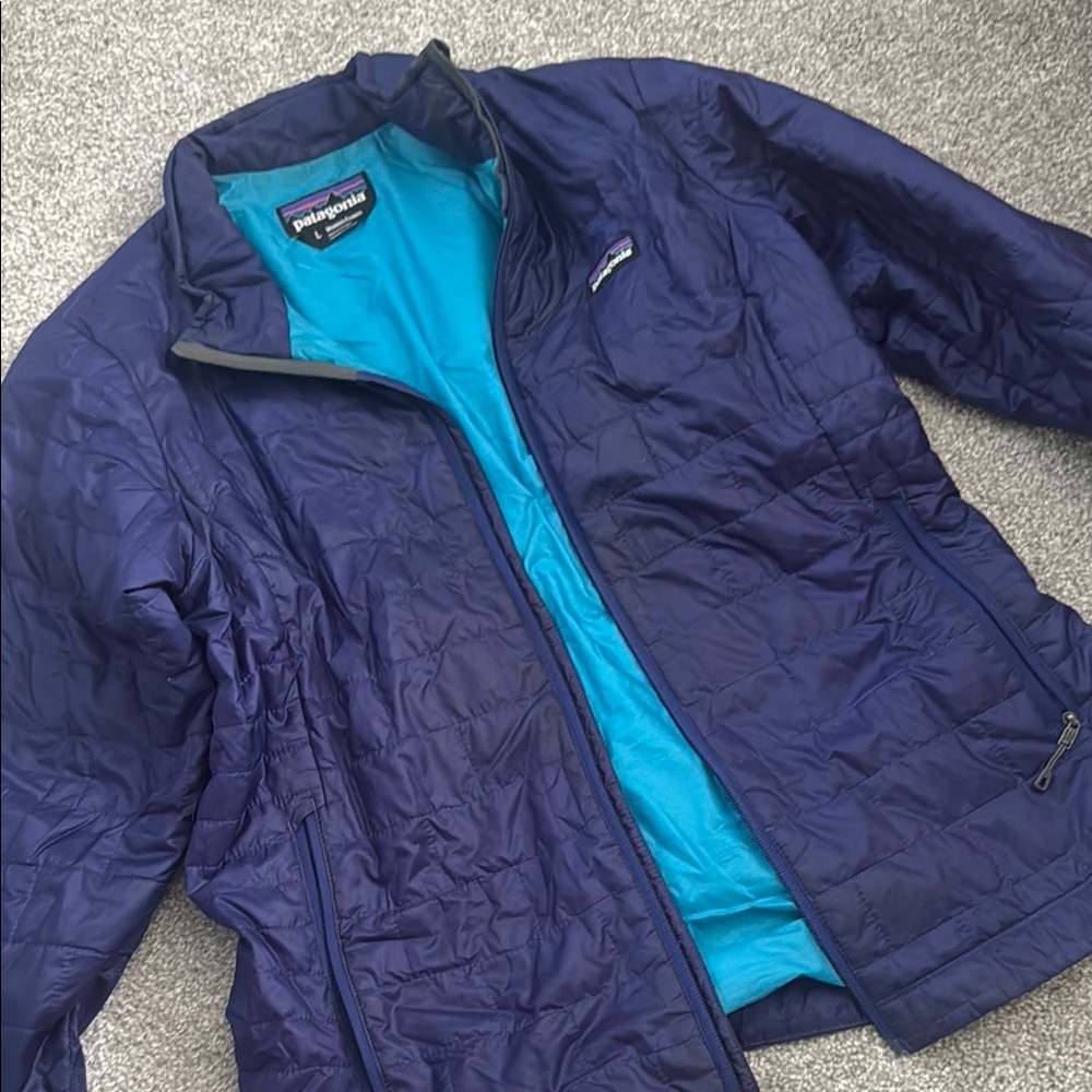 Patagonia Navy Puffer Jacket with Teal Lining